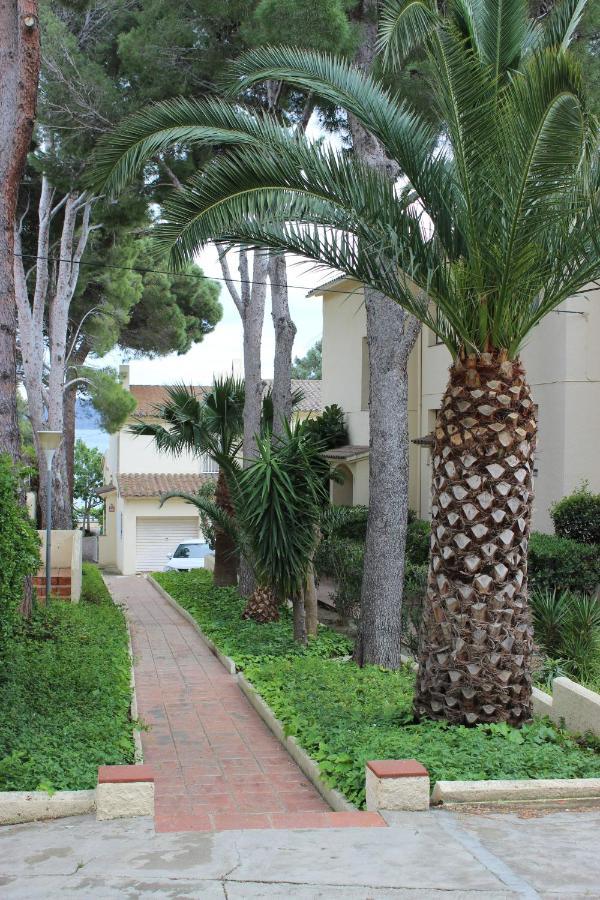 A Chic Four-Person Apartment By The Beach At Cap Ras Льянсса Экстерьер фото